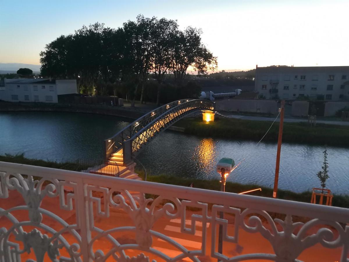 Les Volets Bleus Bed & Breakfast Salleles-d'Aude Ngoại thất bức ảnh