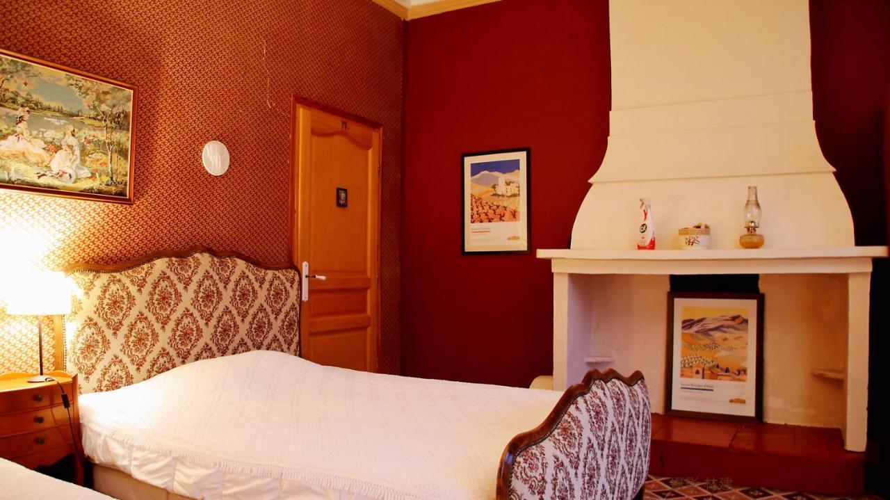 Les Volets Bleus Bed & Breakfast Salleles-d'Aude Ngoại thất bức ảnh