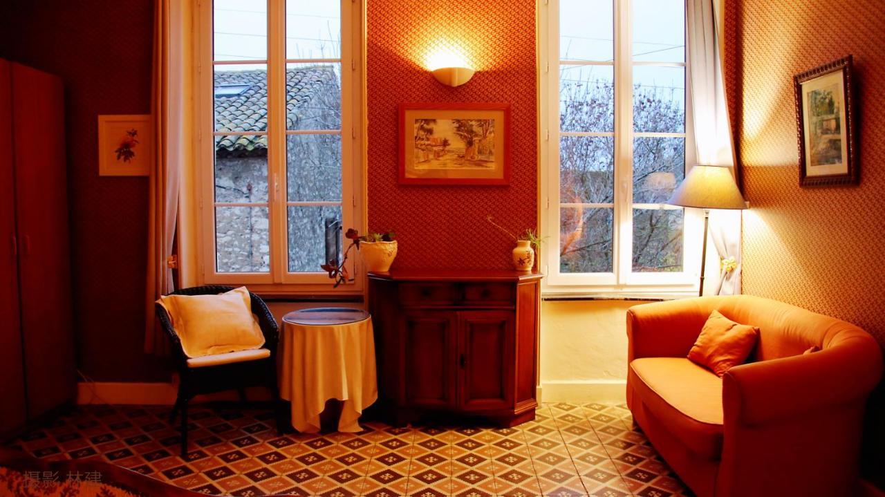 Les Volets Bleus Bed & Breakfast Salleles-d'Aude Ngoại thất bức ảnh
