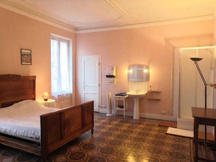 Les Volets Bleus Bed & Breakfast Salleles-d'Aude Ngoại thất bức ảnh