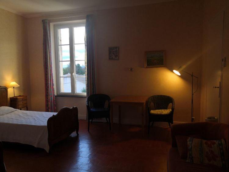 Les Volets Bleus Bed & Breakfast Salleles-d'Aude Ngoại thất bức ảnh