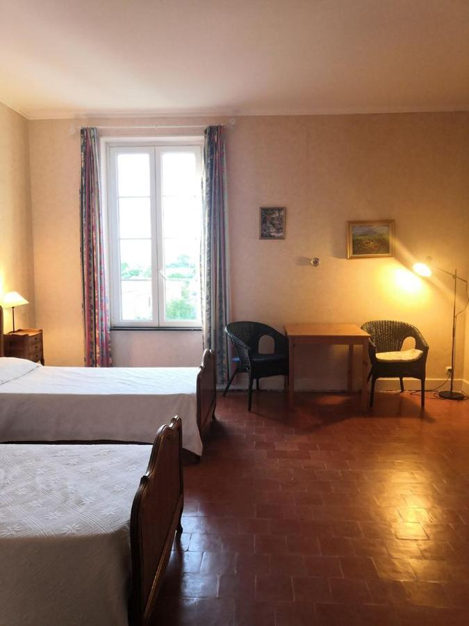 Les Volets Bleus Bed & Breakfast Salleles-d'Aude Ngoại thất bức ảnh