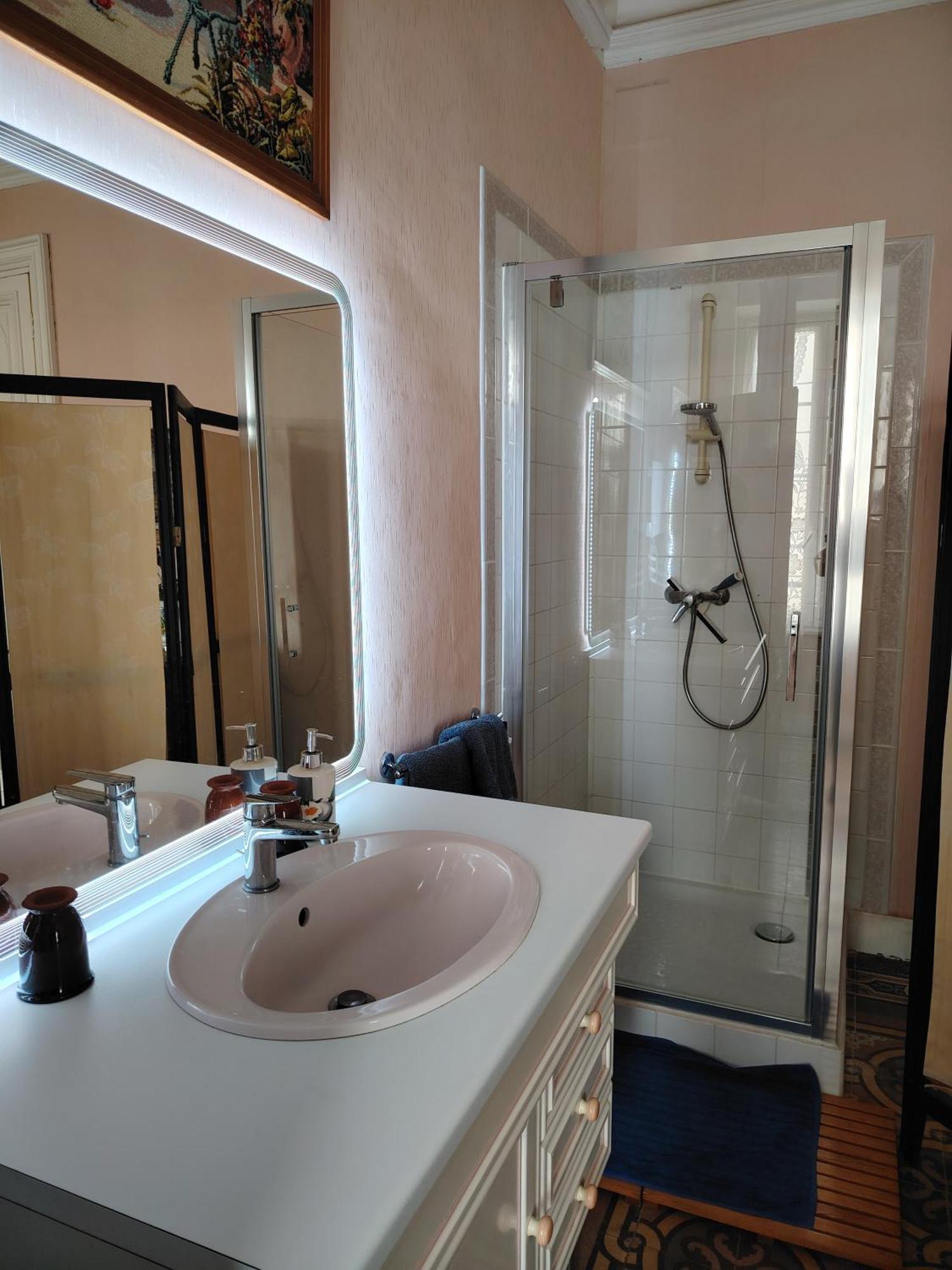 Les Volets Bleus Bed & Breakfast Salleles-d'Aude Ngoại thất bức ảnh