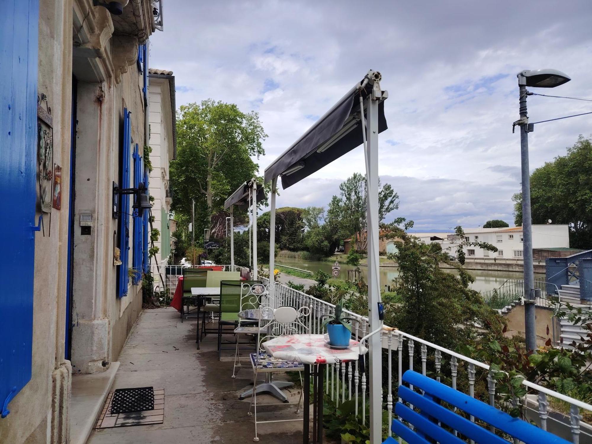Les Volets Bleus Bed & Breakfast Salleles-d'Aude Ngoại thất bức ảnh