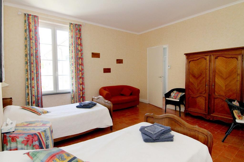 Les Volets Bleus Bed & Breakfast Salleles-d'Aude Ngoại thất bức ảnh